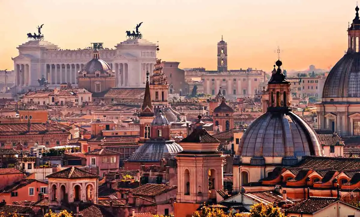 Panoramic view across Rome for private tours and day trips